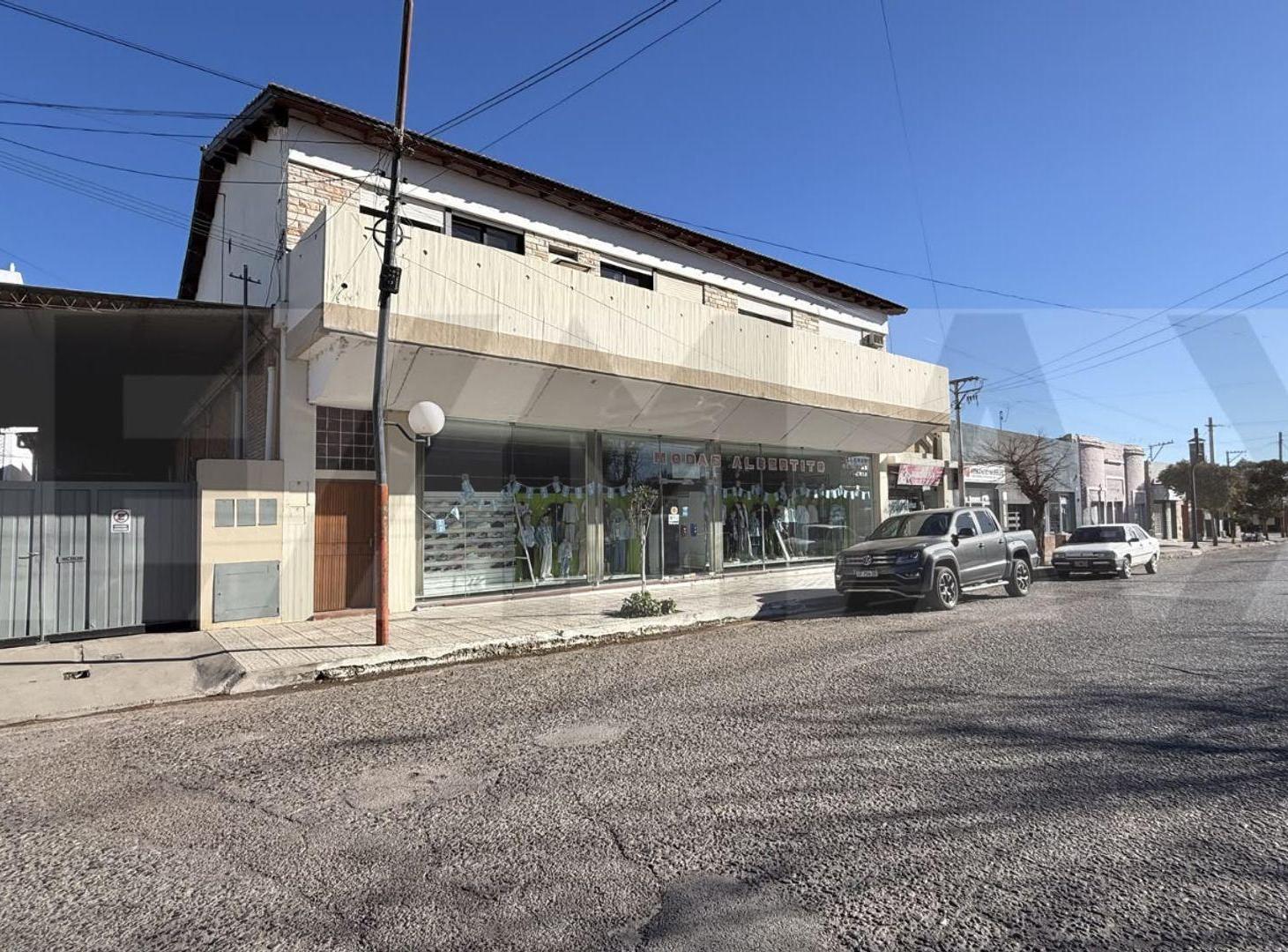 PROPIEDAD COMERCIAL Y RESIDENCIAL EN CHOELE CHOEL