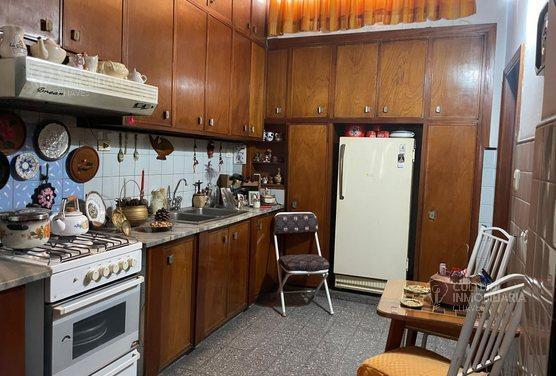VENTA CASA 3 AMBIENTES CON QUINCHO CASTELAR SUR 3
