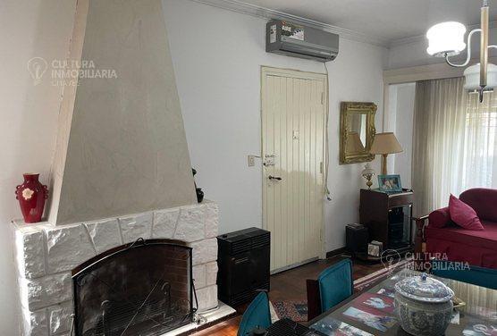 VENTA CASA 3 AMBIENTES CON QUINCHO CASTELAR SUR 4