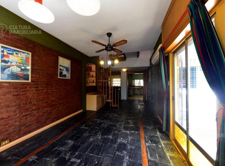 Foto de VENTA CASA 4 AMBIENTES ITUZAINGO CON PILETA FINANCIA, imagen 4
