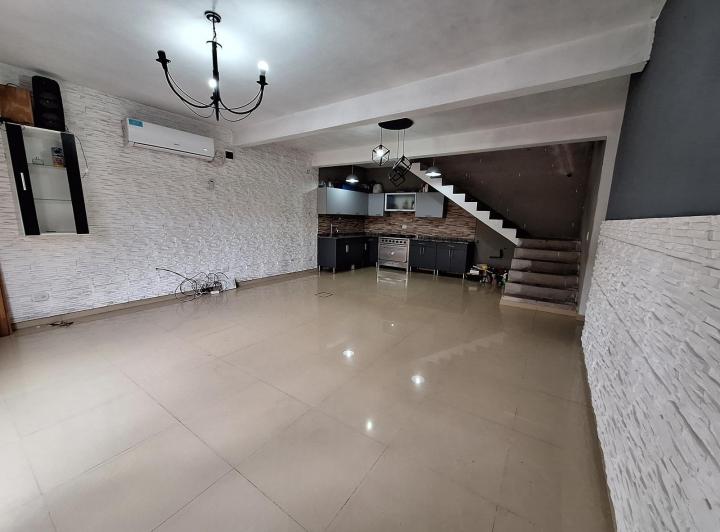 VENTA CASA MULTIFAMIAR CIUDAD EVITA 4