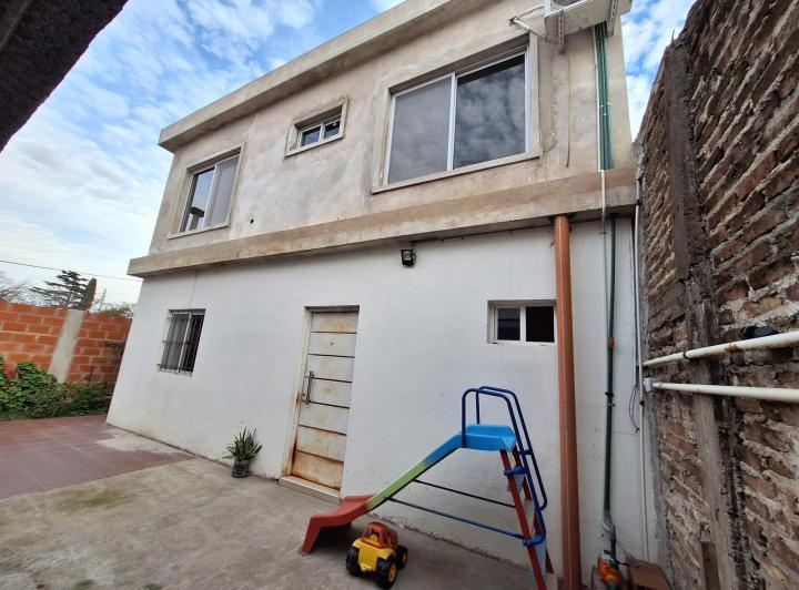 VENTA CASA MULTIFAMIAR CIUDAD EVITA 3