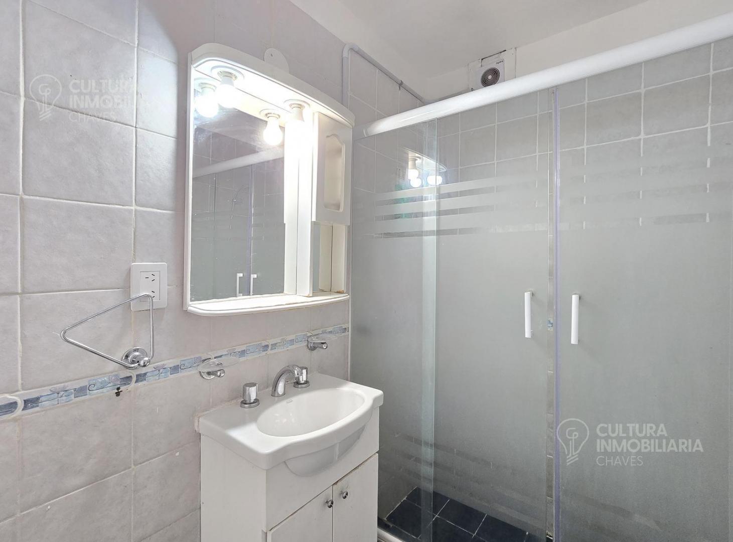 Foto de VENTA DEPARTAMENTO 3 AMB. COCHERA EN HAEDO APTO CREDITO, imagen 3