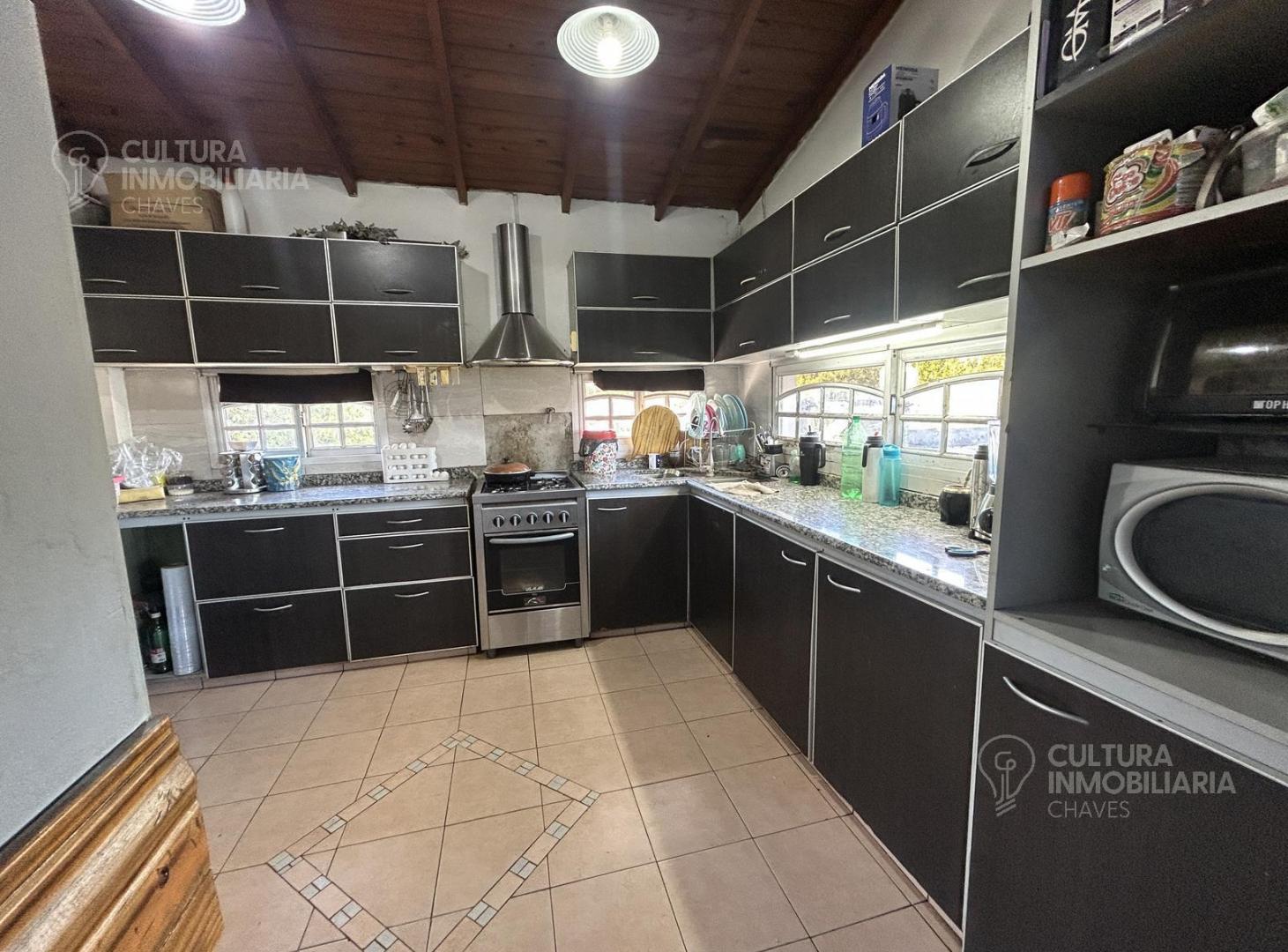 VENTA WILLIAM MORRIS PH 4 AMBIENTES TERRAZA COCHERA Y LOCAL