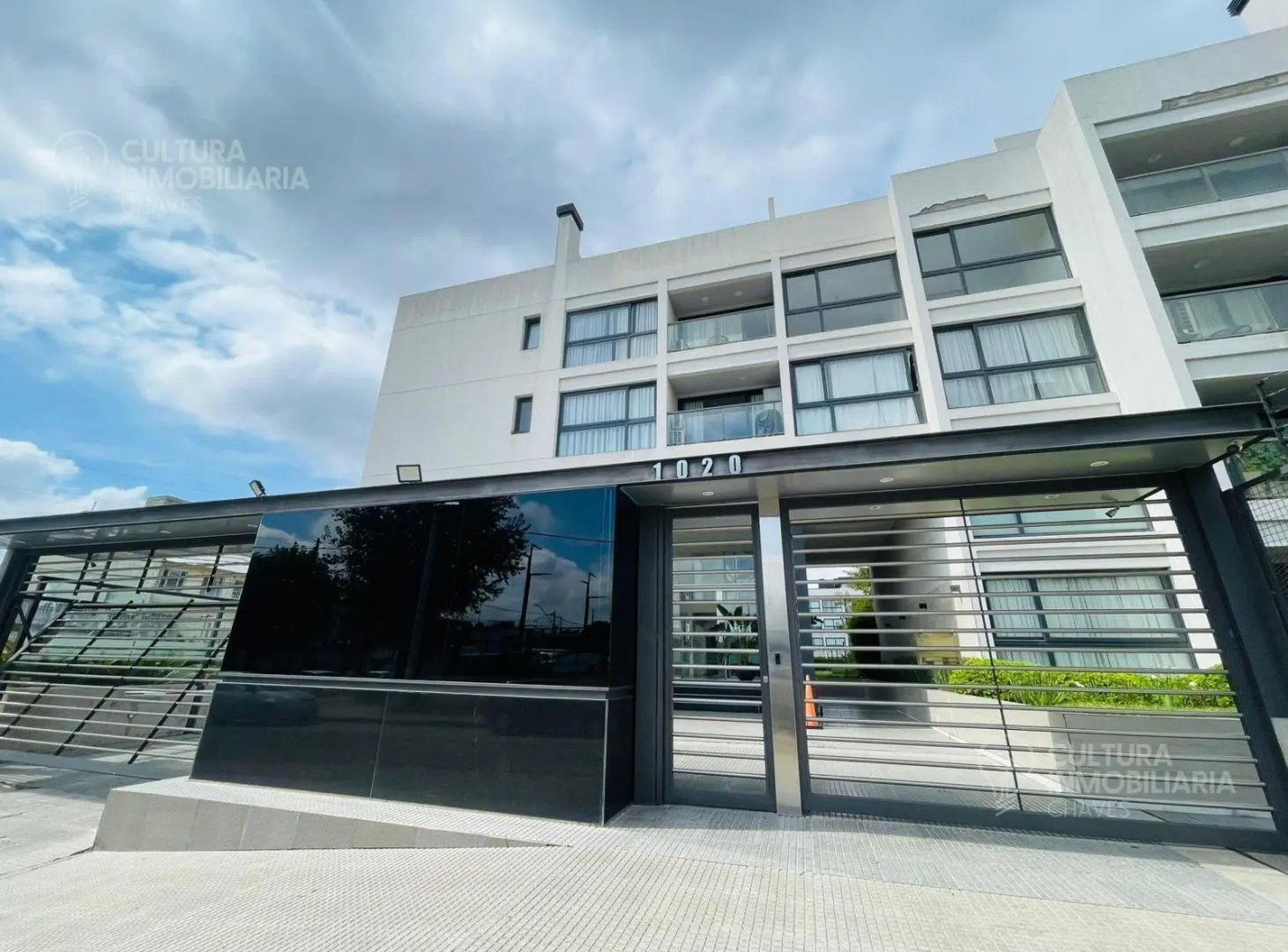 Venta DUPLEX 3 Ambientes en Vilanova Terraza Privada Totalmente Amueblado 3