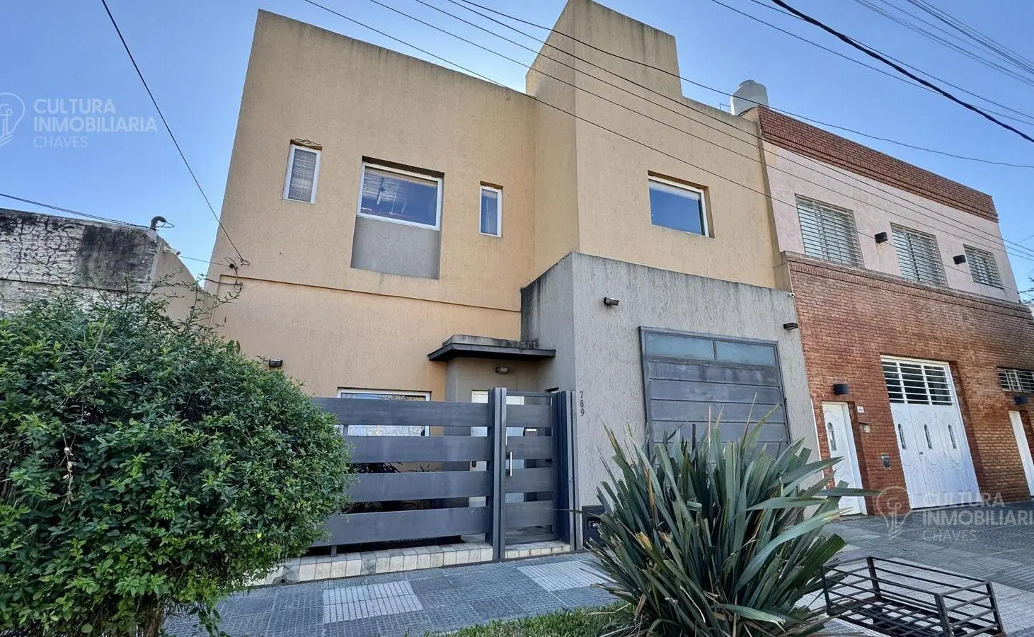 VENTA CASA 5 AMBIENTES HAEDO GARAGE PILETA TERRAZA 4