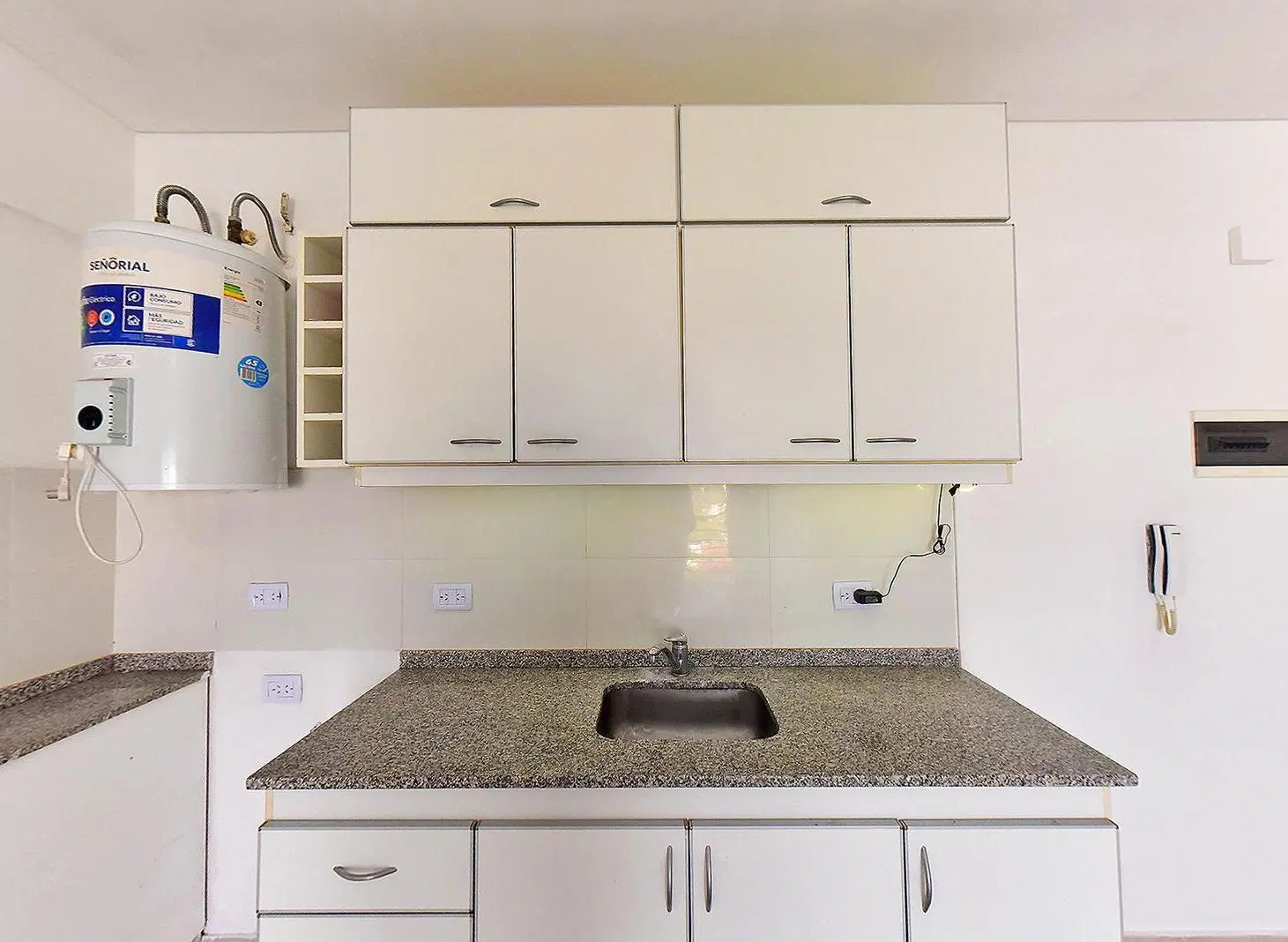 ALQUILER DEPARTAMENTO 2 AMB. EN MORON CON COCHERA 5