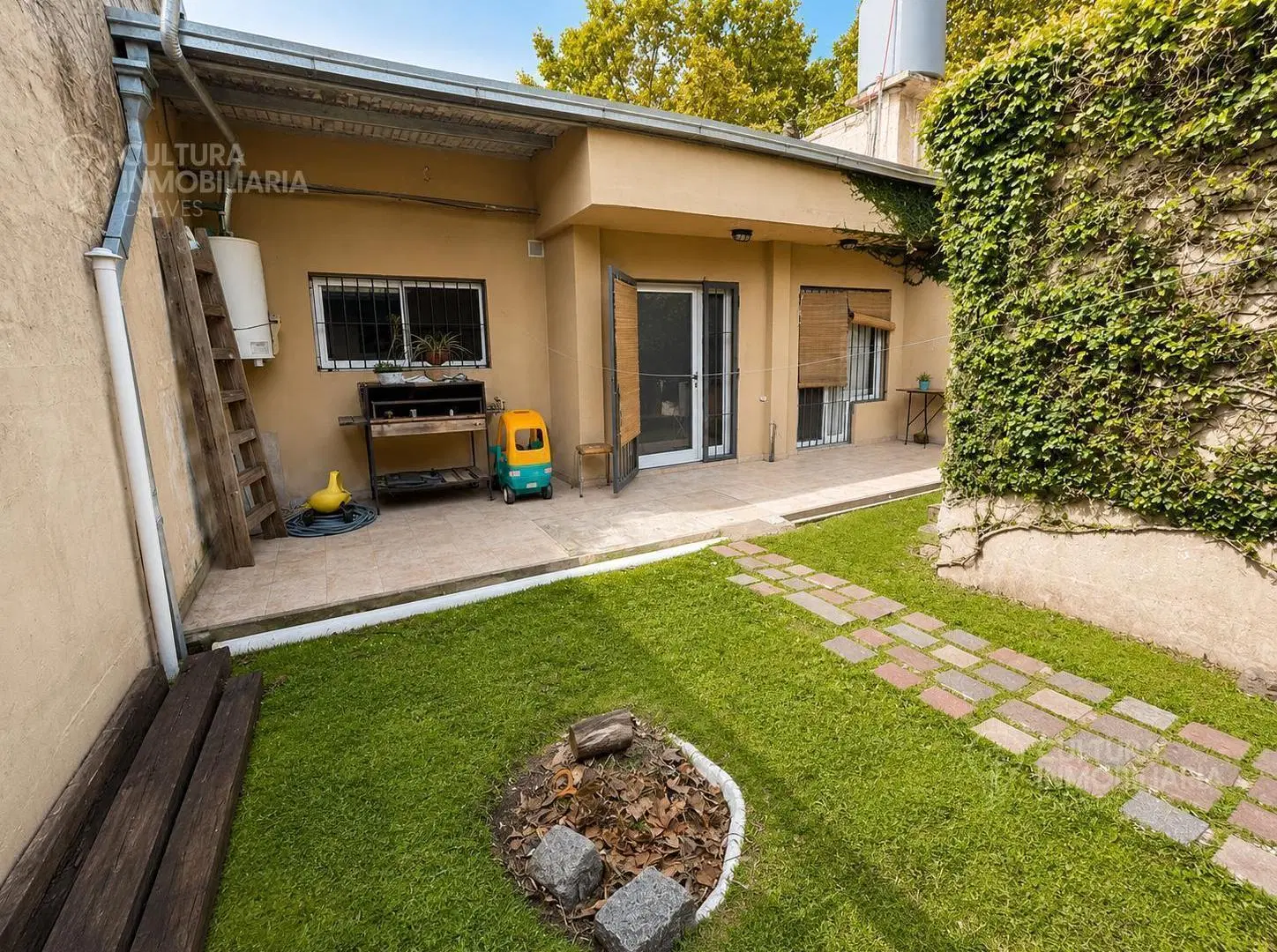 Venta Casa Lote Propio  3 ambientes Living Amplio Merlo Centro Oportunidad 4