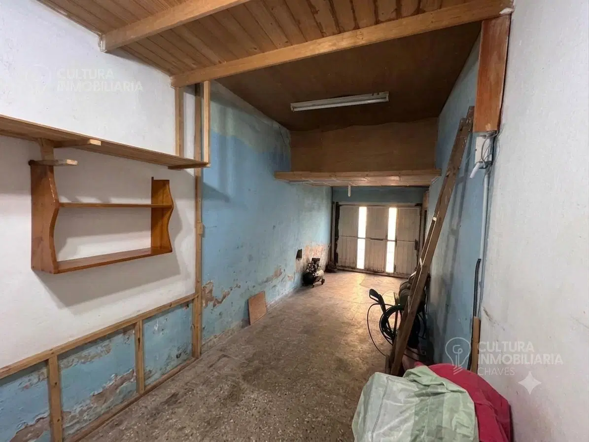 Casa a la venta lote propio cochera y pileta 5