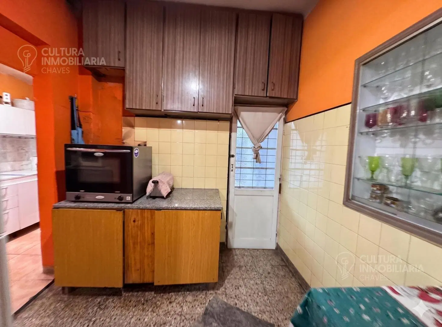 Casa a la venta lote propio cochera y pileta 3