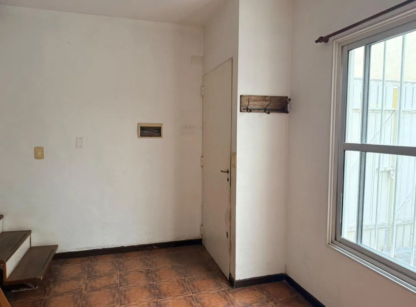 VENTA DUPLEX 3 AMBIENTES EN CONDOMINIO VILLA SARMIENTO 3