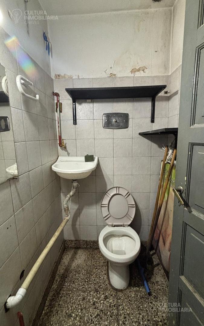 Foto de Alquiler de local comercial y profesional de 36 metro con baño, cerca, imagen 5