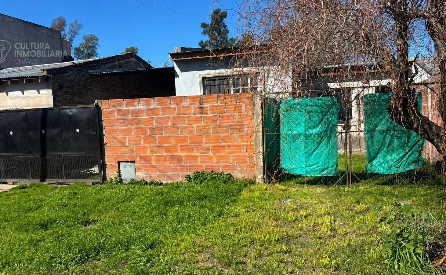 Foto de VENTA MULTIFAMILIAR EN GENERAL RODRÍGUEZ CASAS EN MISMO LOTE MAS, imagen 2