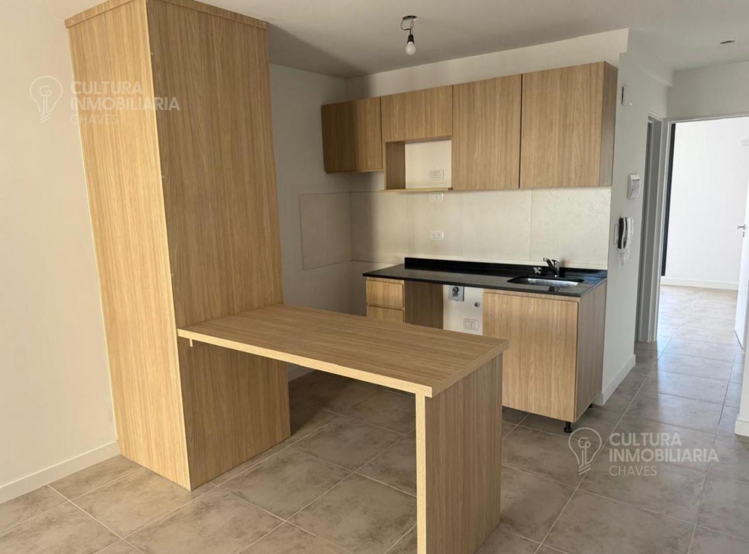 Foto de VENTA DEPARTAMENTO 2 AMBIENTES CON COCHERA, imagen 1