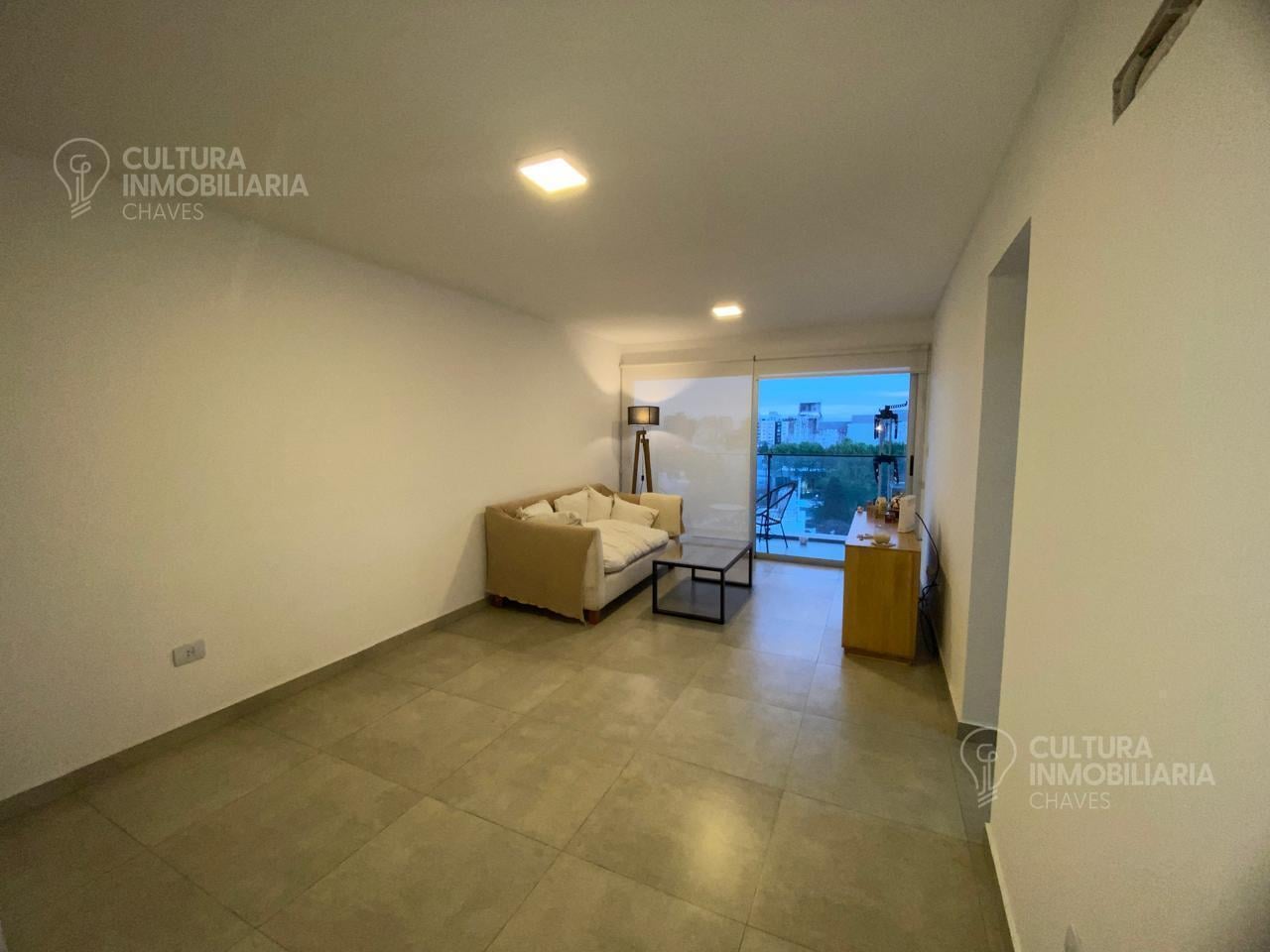 Foto de DEPARTAMENTO VENTA 2 AMBIENTES ITUZAINGO COCHERA, imagen 4