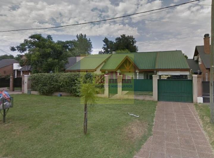 Casaquinta en Moreno ( Barrio Parque Gaona ) 1