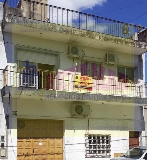 Departamento de 4 ambientes + Galpón. Villa Luzuriaga