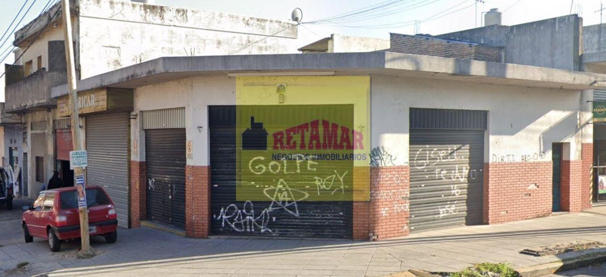 Local comercial de 150 m² en venta en La Tablada