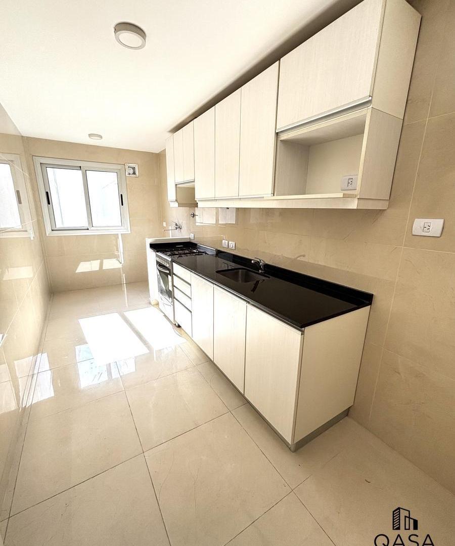 Departamento en Av Cordoba y Medrano