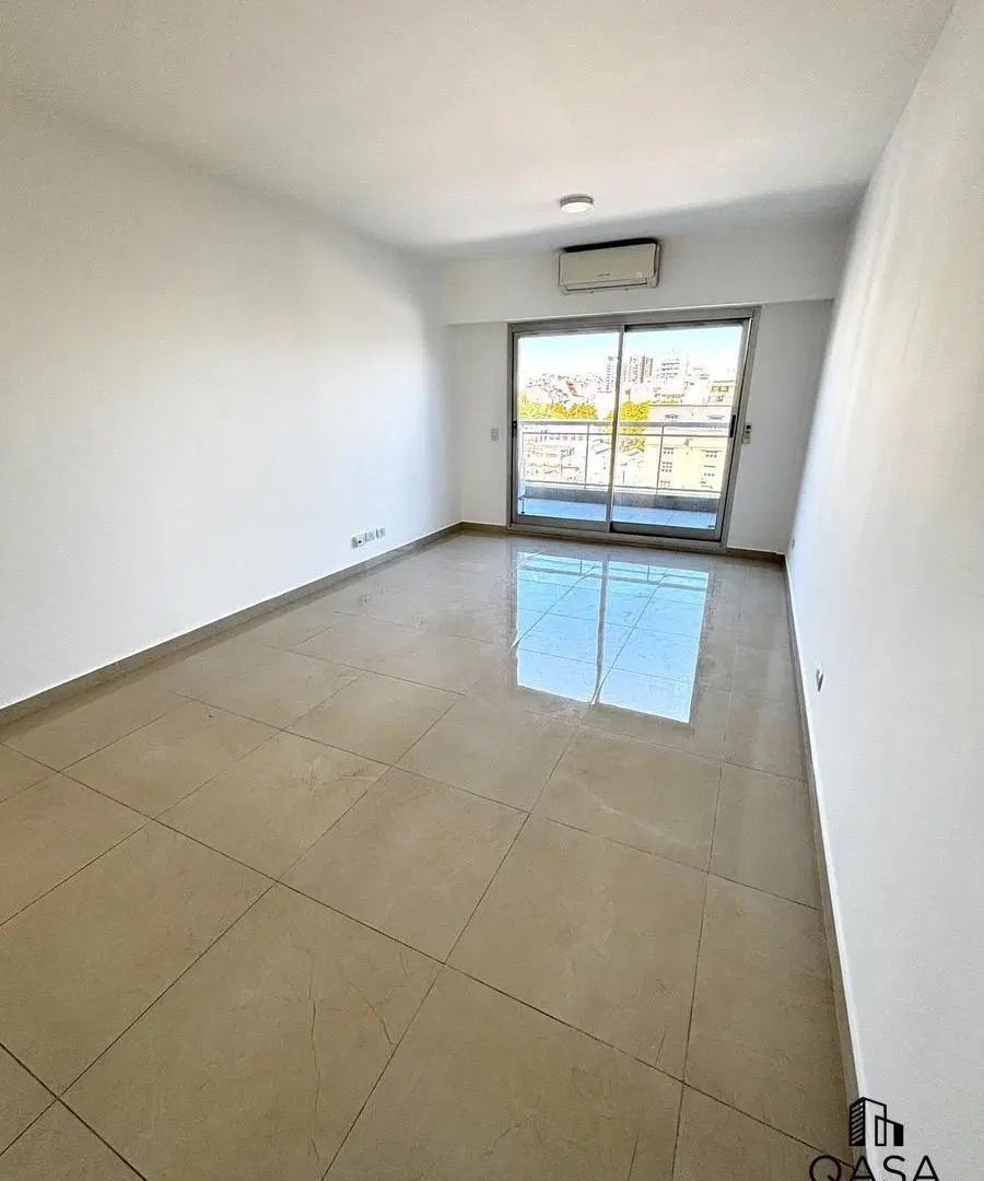 Departamento en  Av Cordoba y Medrano 4