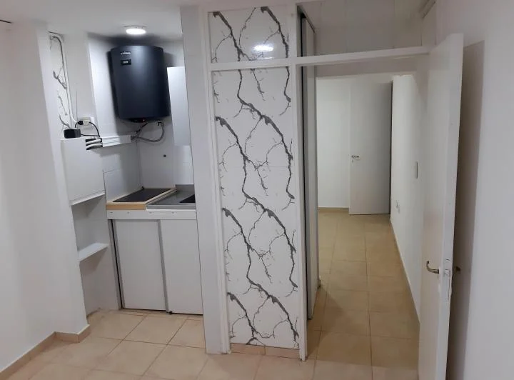 Alquilo hermoso departamento para habitar o pequeño emprendimiento 4