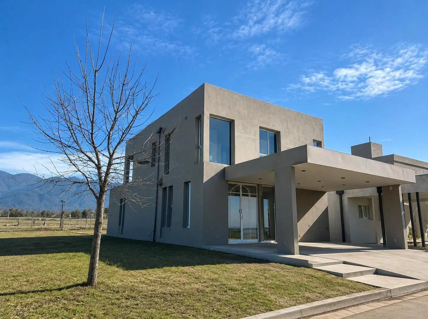 Casa a estrenar en Venta, Country Las Limas, Yerba Buena 2
