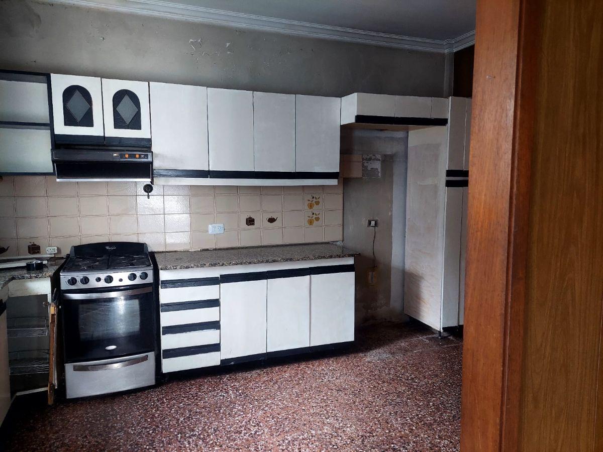 Foto de CASA CON GARAJE EXCELENTE UBICACION, imagen 3