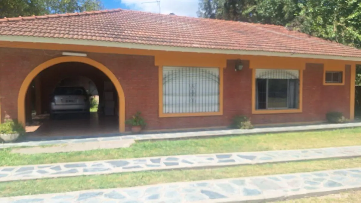 CASA QUINTA CON SALON DE FIESTAS 4