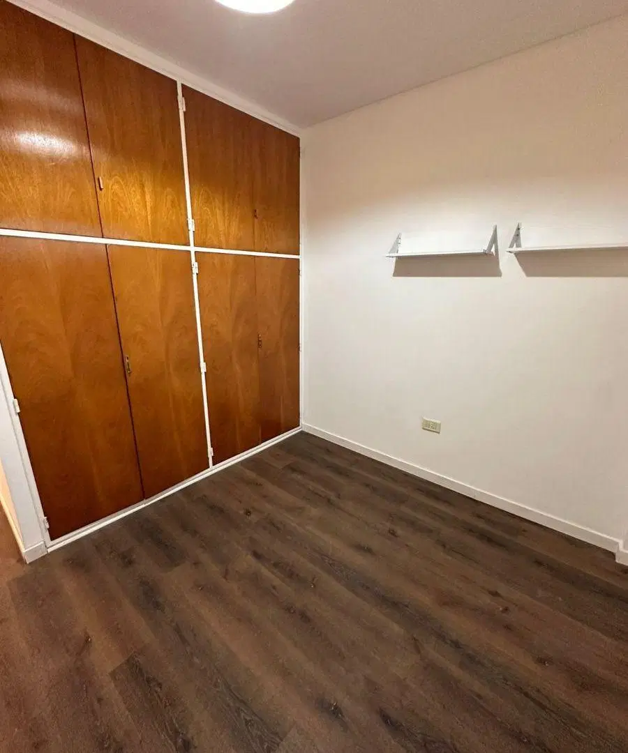 DEPARTAMENTO DE 3 AMBIENTES AMPLIO - EXCELENTE UBICACION 5