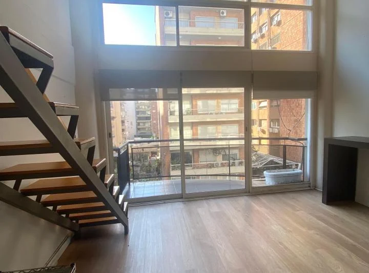 Dueña alquila duplex en Las Cañitas frente balcón todo sol 3