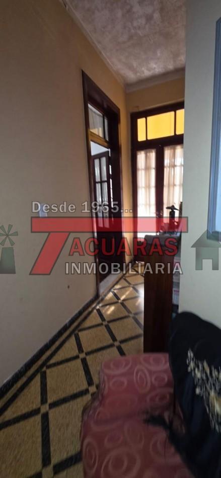 Foto de CASA EN VENTA ESTILO ANTIGUA EN CALLE LA RIOJA, imagen 1