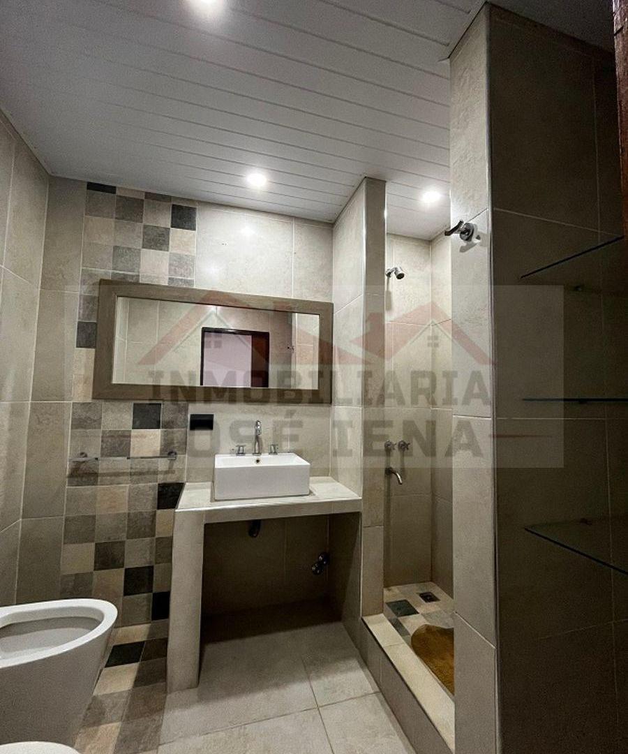 Foto de Casa 4 dormitorios con Pileta!. En Calle 30 Nº 1733 e/ 43 y 45, Barrio, imagen 5