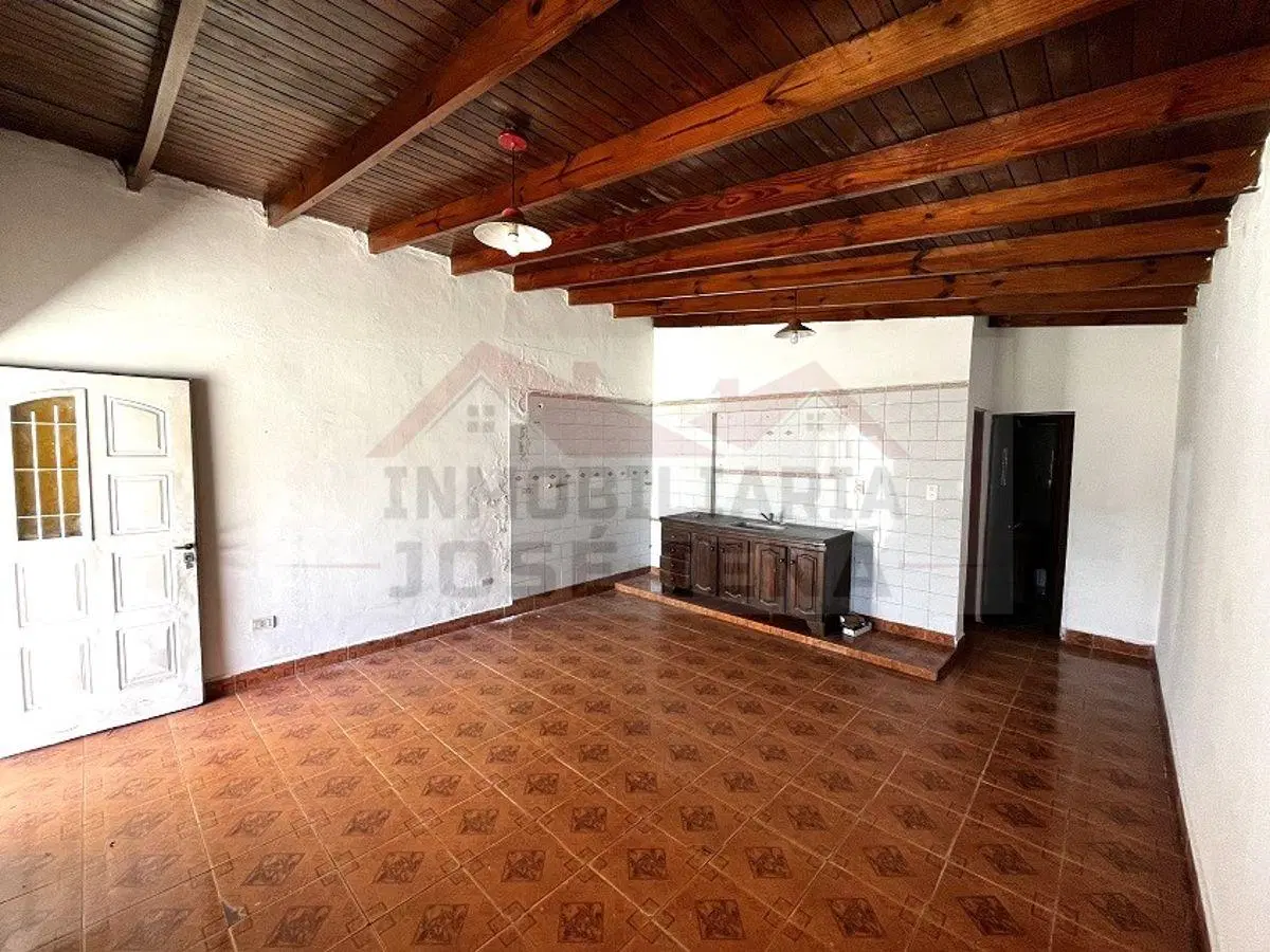 Departamento 1 dormitorio -Avenida España e/ Burgueño y Rivadavia – General Belgrano. 4