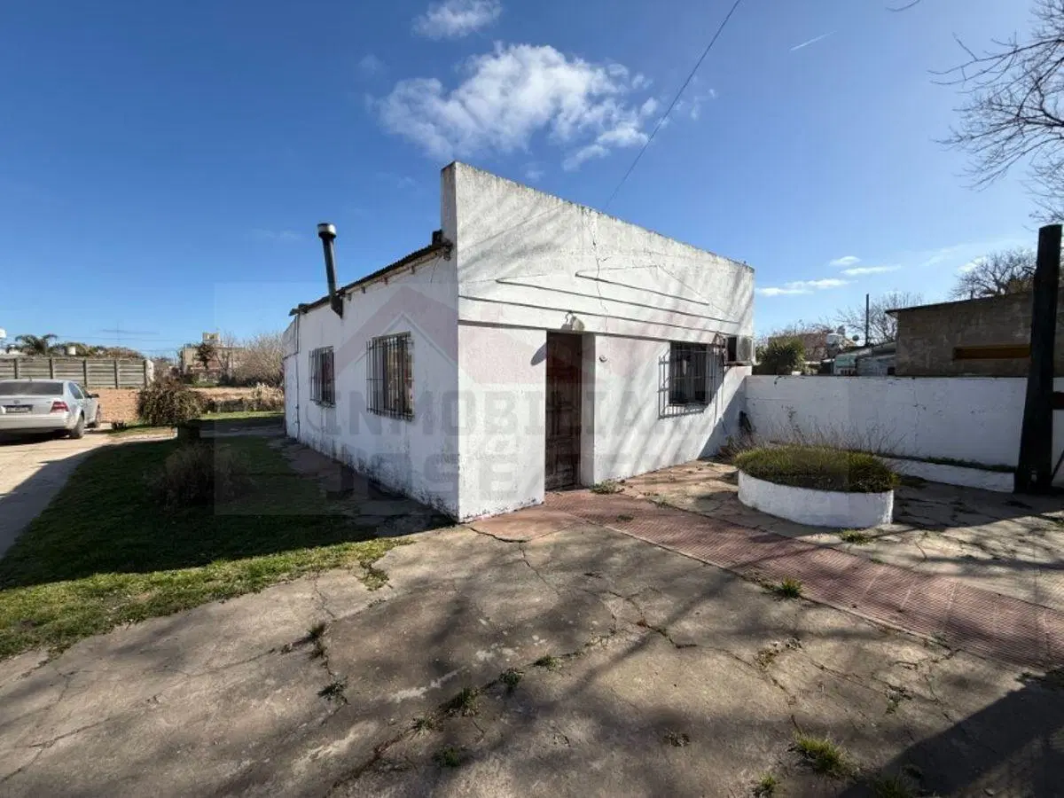 Casa 1 dorm. Dntro de Avenidas principales - Calle Soler e/ Avenida Italia y Funes, General Belgrano 2