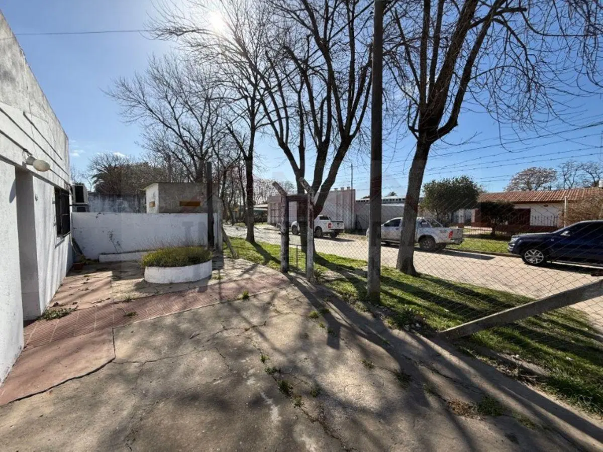 Casa 1 dorm. Dntro de Avenidas principales - Calle Soler e/ Avenida Italia y Funes, General Belgrano 5