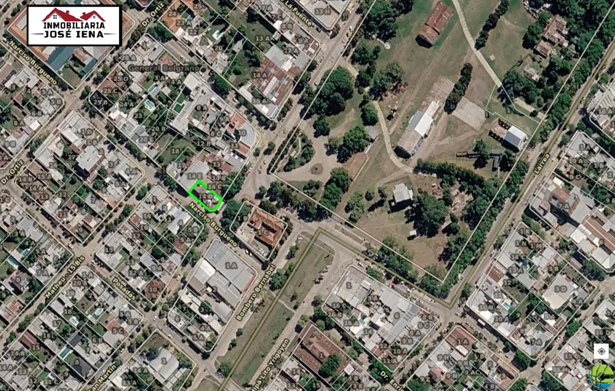 Esquina Comercial céntrica de 425 m2 con Local y Oficinas - General Belgrano, Céntro. 2