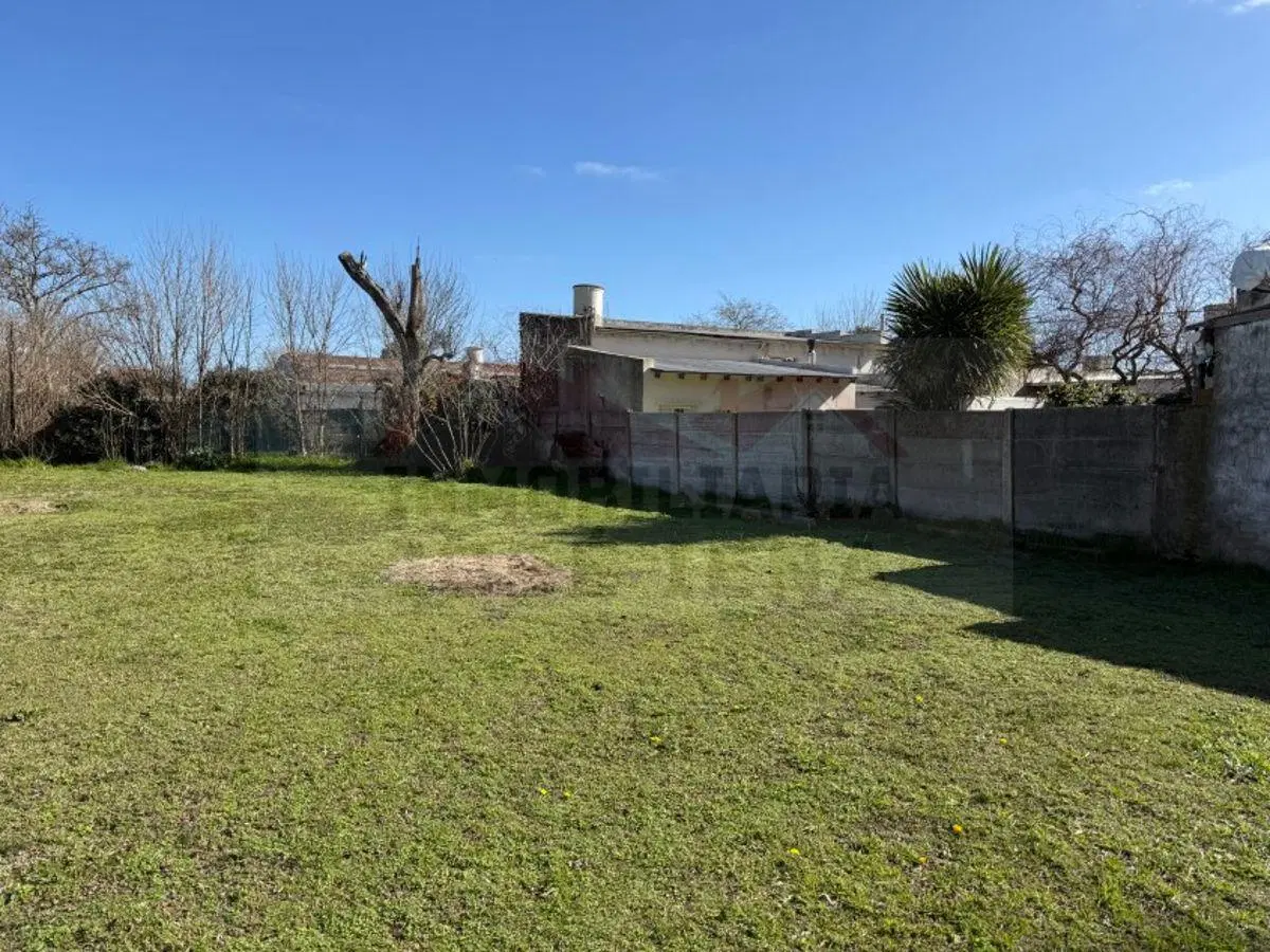 Lote de 10,39 x 29,44 (305 m2) dentro de Avenidas principales. - General Belgrano 2