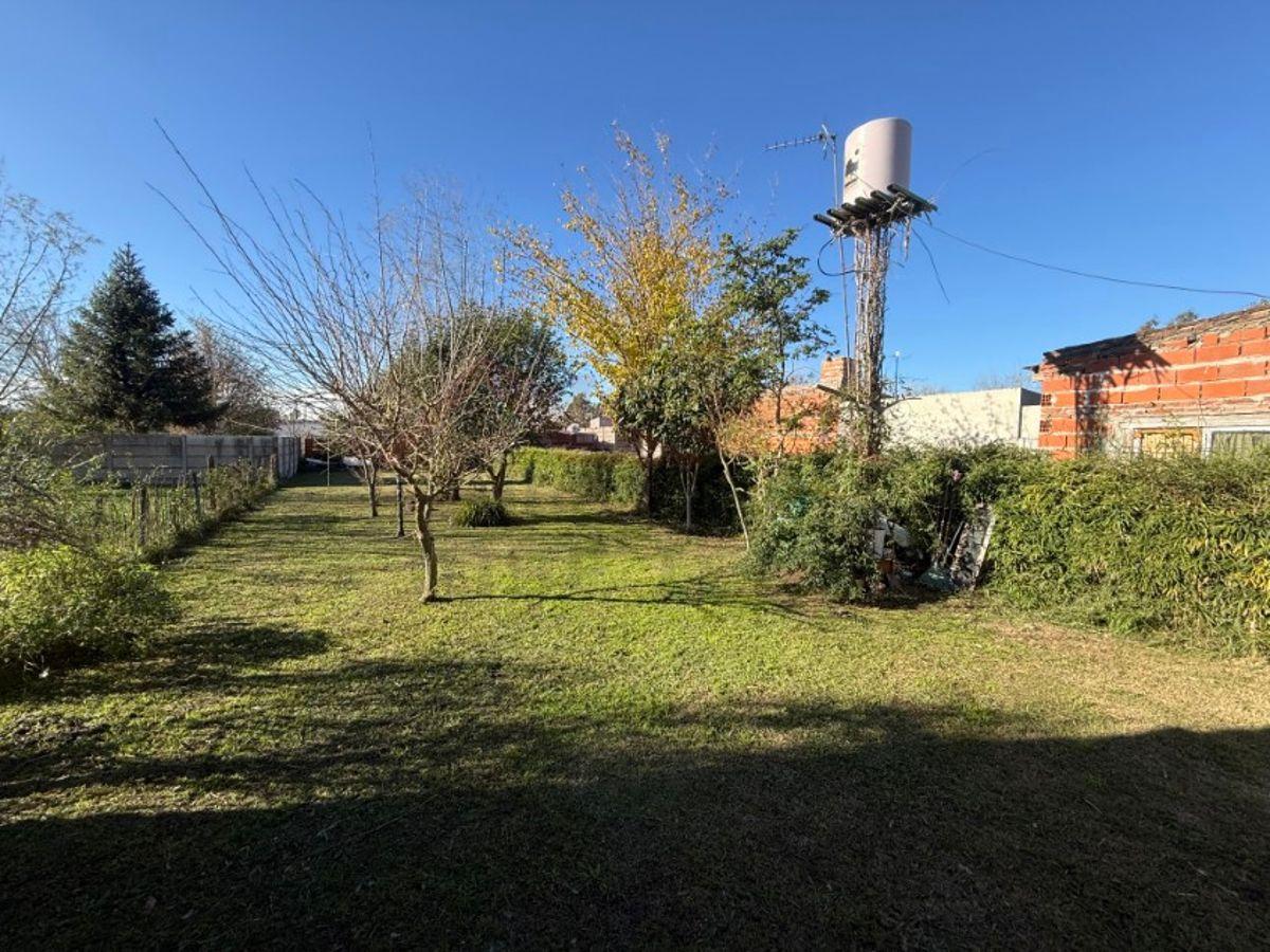 Foto de Casa 2 dormitorios - Calle 58 N° 51 e/ 103 y Avenida Fuerza Aérea, imagen 3