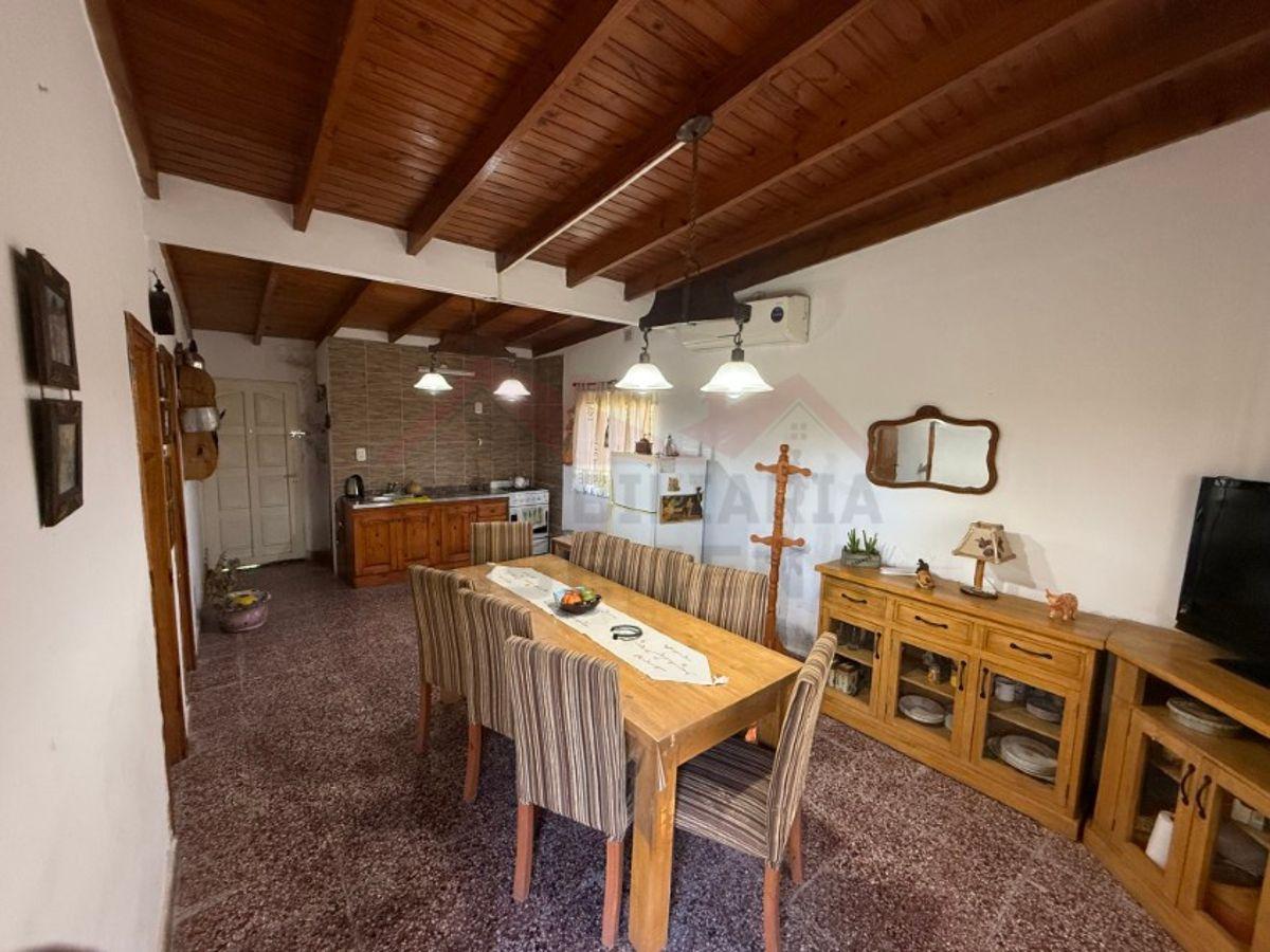 Foto de Casa 2 dormitorios - Calle 135 (Colectora Ruta 29) e/ Avenida Sarmiento, imagen 5