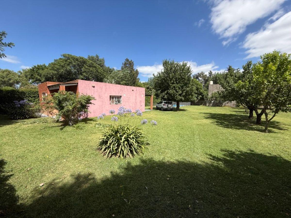 Foto de Casa 2 dorm. Con pileta – Calle 131 N° 344 e/ 54 y 56, Barrio Parque, imagen 2