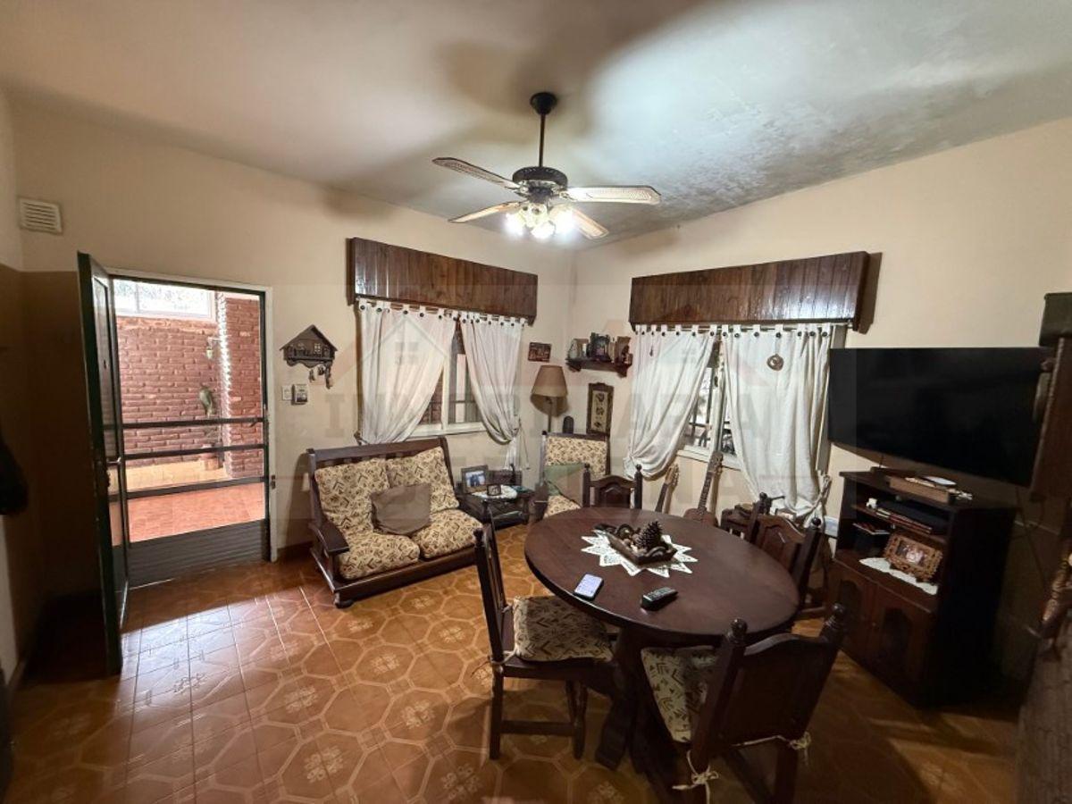 Foto de Casa 2 dormitorios - Calle 139 e/ 58 y 60 – General Belgrano. Zona balnearia cercana a Termas, imagen 1