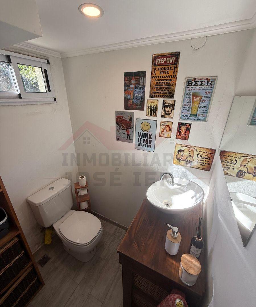 Foto de Casa 3 dormitorios Con Pileta - Calle 137 e/ 70 y 72, Barrio La, imagen 2
