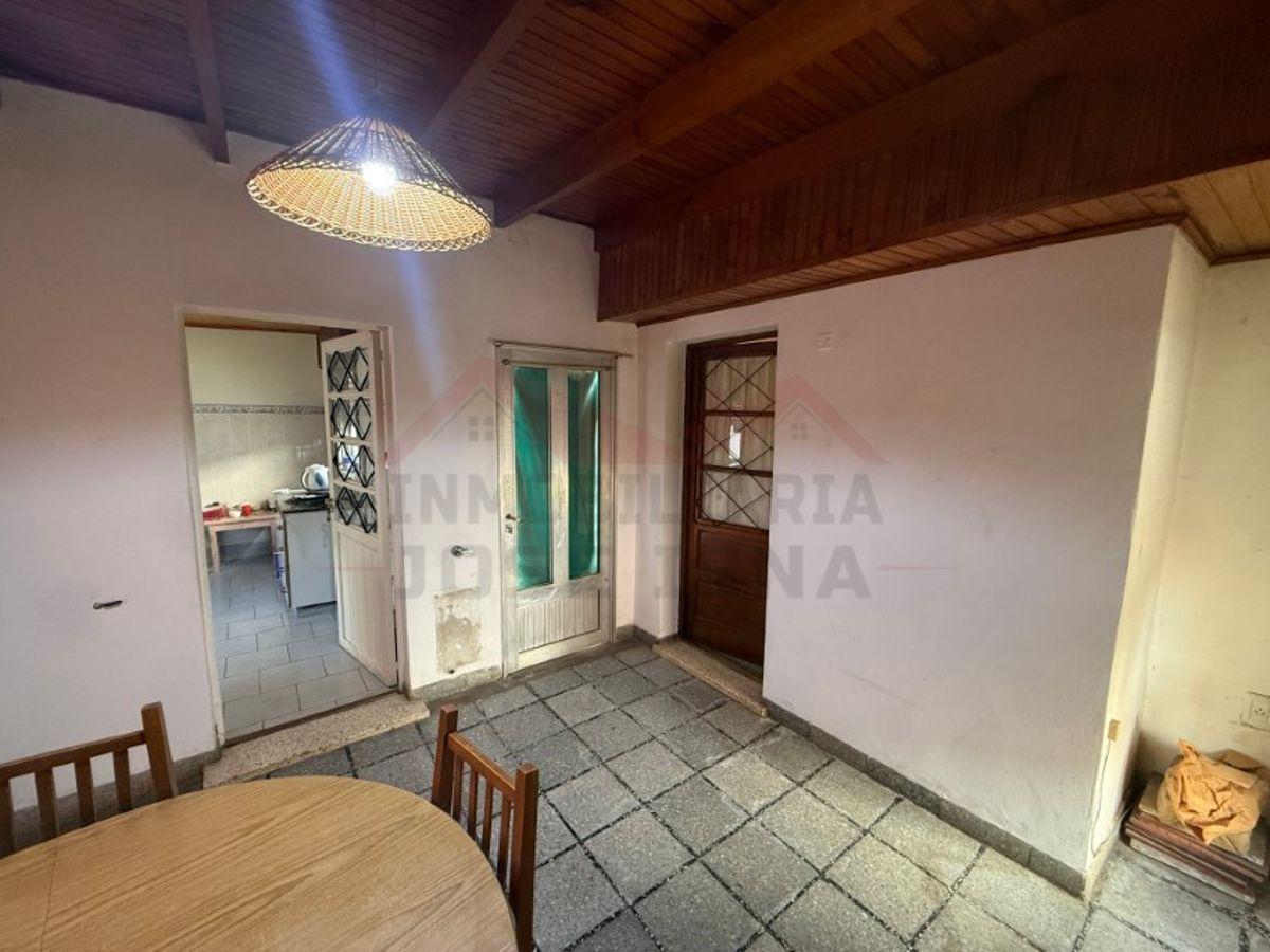 Foto de Casa 2 dormitorios - Dentro de Avenidas principales Calle Lavalle N°, imagen 4
