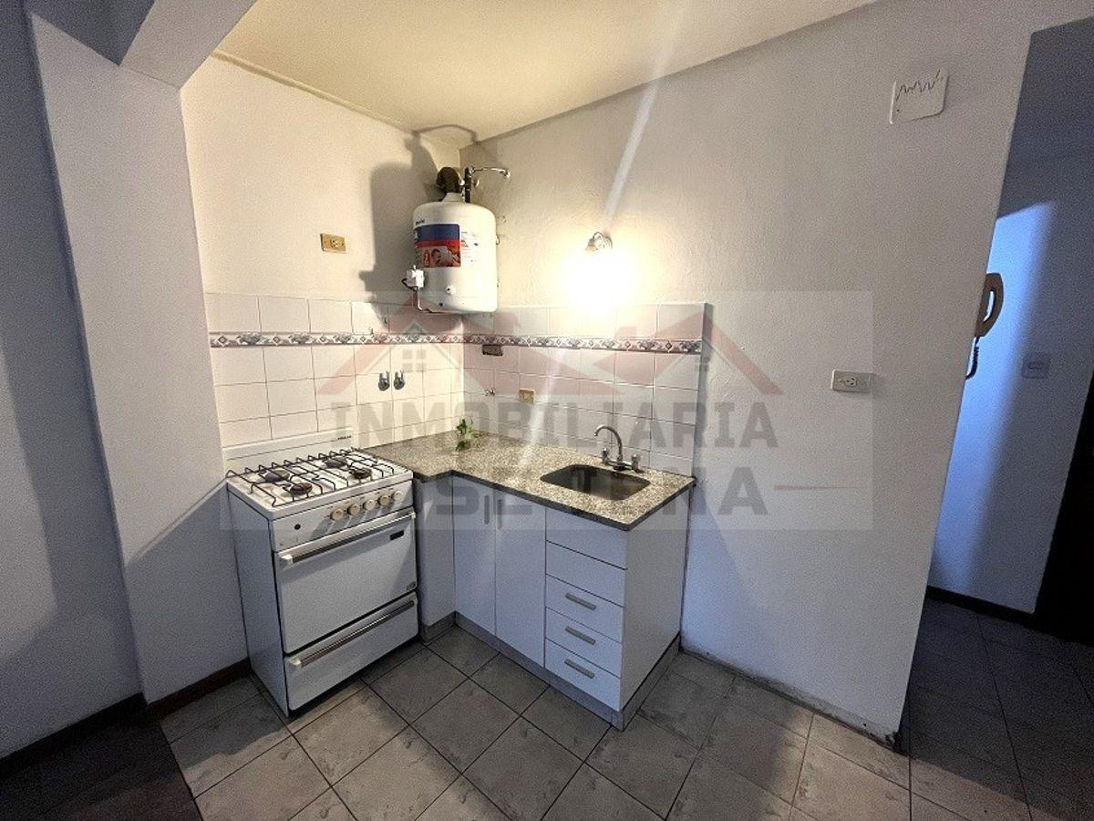 Foto de Departamento Monoambiente con balcón al frente - Calle 11 e/ 44 y 45, imagen 5