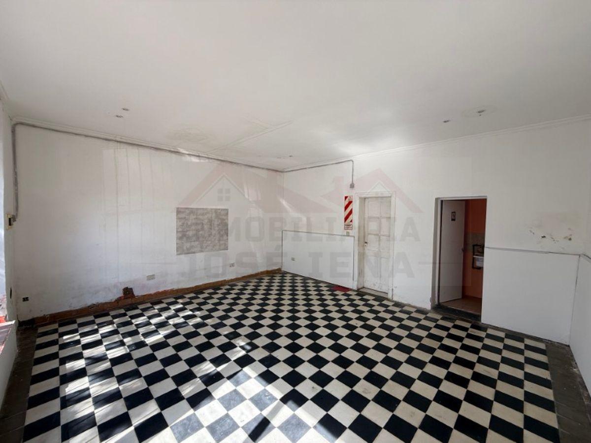 Foto de Local Comercial con Casa 2 dormitorios. A metros del Centro de la, imagen 3