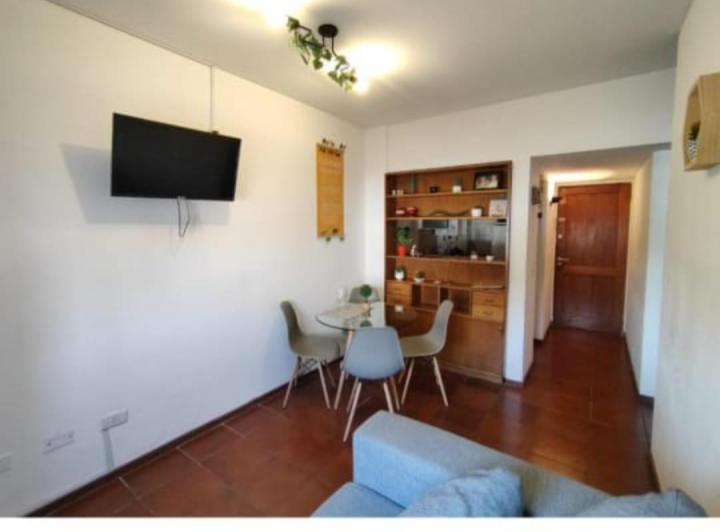 Dueño Alquila Departamento Amoblado en pleno centro de Mendoza 1