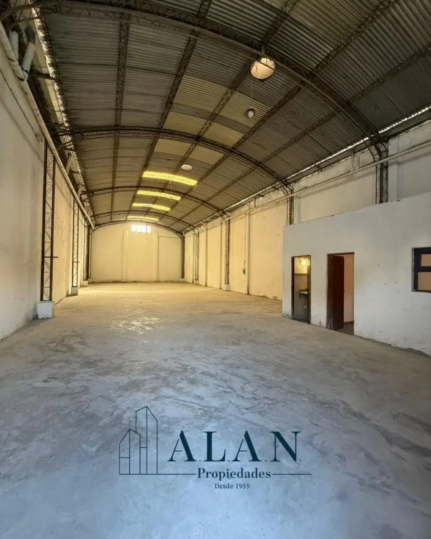 GALPÓN 250 M2 4