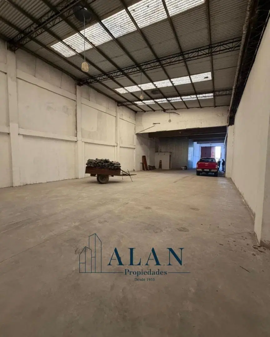 GALPON 280 M2 3