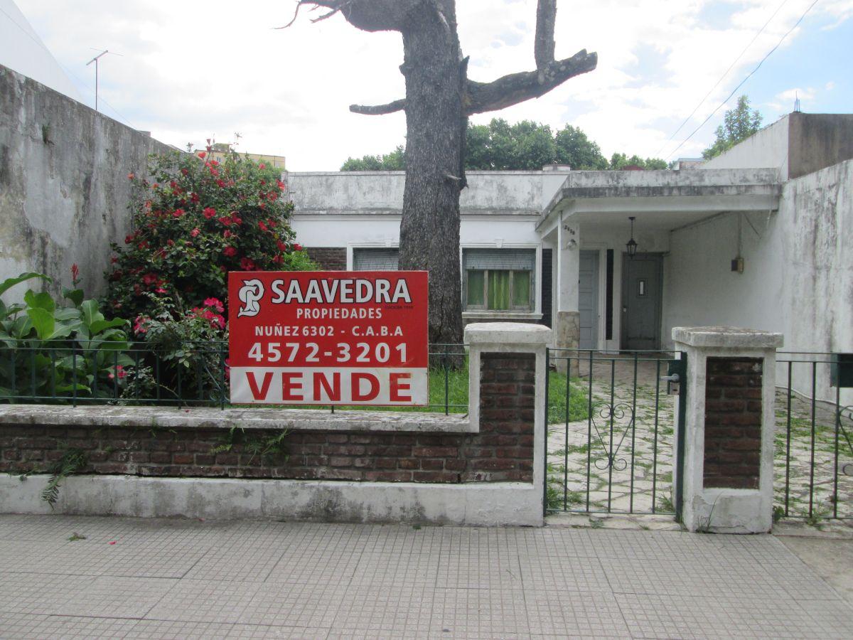 CASA S/LOTE 8.66 X 44 - 4 AMB. JARDIN ENTR/AUTOS FONDO LIBRE