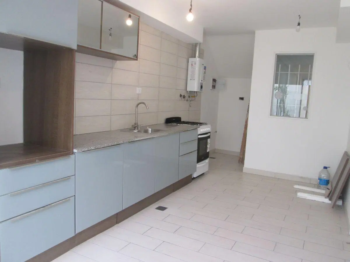 CASA P.H. 3AMB.. A ESTRENAR CON LOCAL AL FRENTE 1